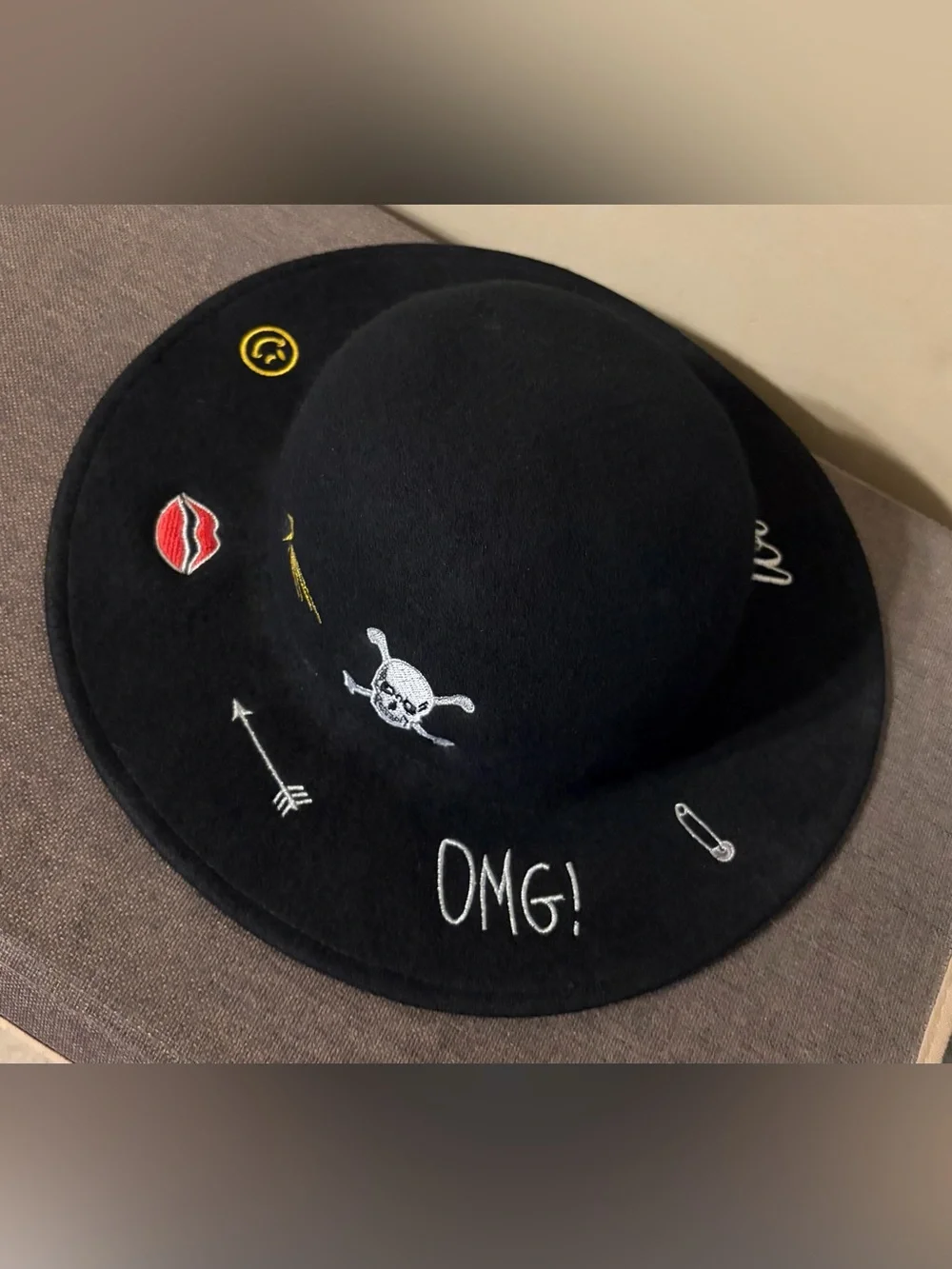 Black Embroidered Felt Hat with Patches